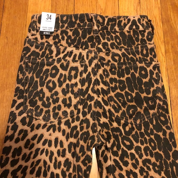 Leopard Jeans - Picture 10 of 11